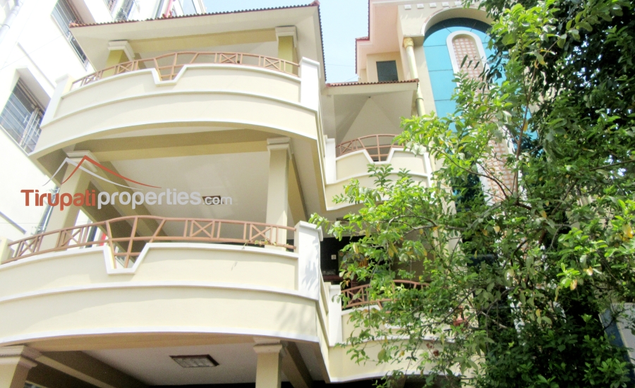 2500 Sft North Facing Double Bedroom Spacious #HouseforRent Near V.V Mahal Road, #Tirupati